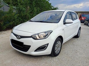 HYUNDAI I20 1.25 Life AC Garantált 81000km!Végig szervízelt! AUX! 2év Garancia!