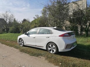 HYUNDAI IONIQ electric Comfort Navi (Automata)