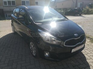 KIA CARENS 1.7 CRDI EX [7 személy] NYITHATÓ PANORÁMATETŐ-TEMPOMAT-KAMERA-SÉRÜLÉS MENTES