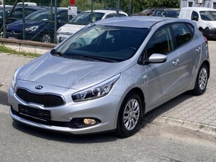 KIA CEE'D 1.4 CVVT LX +103 EKM+KITŰNŐ ÁLLAPOT+