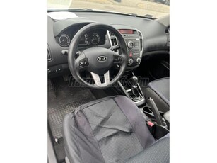 KIA CEE'D 1.4 EX EURO5 Alacsony fogyasztással!