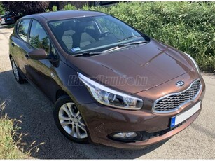 KIA CEE'D 1.6 GDI FIFA Prémium KILOMÉTERGARANCIA 1.TULAJDONOSTÓL TÖRÉSMENTES