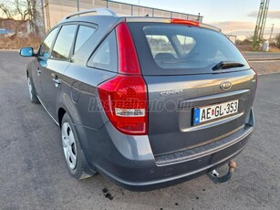 KIA CEE'D SW 1.6 CRDi EX