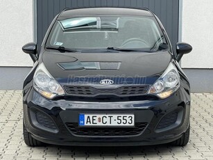 KIA RIO 1.4 CVVT EX Rendszeresen Szervizelt.Klíma.Parkradar.Multikormány.Téli-Nyári Kerékszett