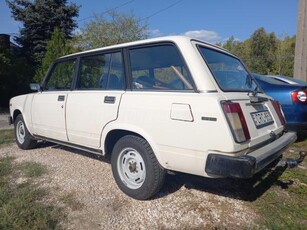 LADA 2104