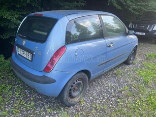 LANCIA YPSILON 1.4 Platino Generátor hibás