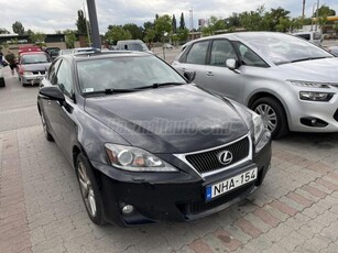 LEXUS IS 220d Mark Levinson