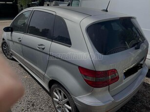 MERCEDES-BENZ B 200 CDI Autotronic