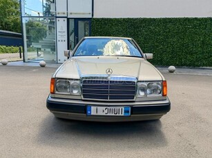 MERCEDES-BENZ W 124 300 CE - 24