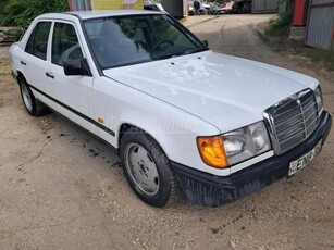 MERCEDES-BENZ W 124 E 300 D Klímás!