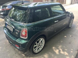 MINI MINI COOPER 1.6 S hibátlan. full szervíz