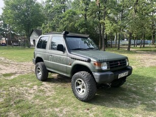 MITSUBISHI PAJERO 2.5 TD GLX Friss Műszaki