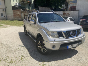 NISSAN NAVARA 4WD Double 2.5D LE