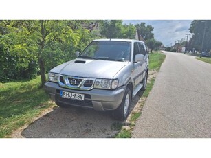 NISSAN TERRANO Terrano II 3.0 5 ajtós. 154 LE