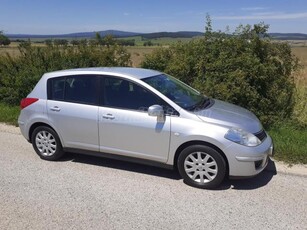 NISSAN TIIDA 1.6 Tekna Vez.szervízkönyv. Gar. 140.500.-Km