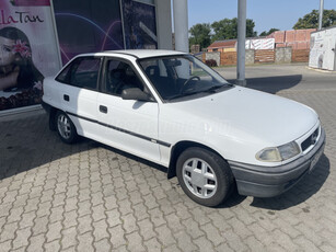 OPEL ASTRA F 1.4 GL classic