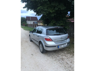 OPEL ASTRA H 1.4 Essentia