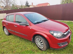 OPEL ASTRA H 1.4 Essentia