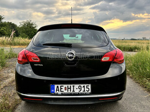 OPEL ASTRA J 1.4 T Enjoy