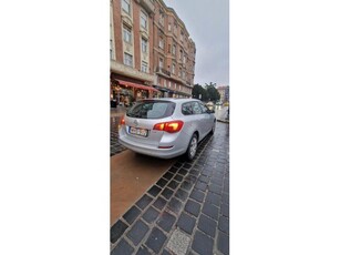 OPEL ASTRA J 1.7 CDTI Cosmo