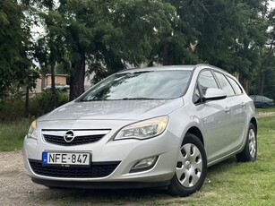 OPEL ASTRA J 1.7 CDTI Cosmo