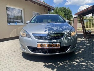 OPEL ASTRA J Sports Tourer 1.4 Cosmo 151000 KM!!!