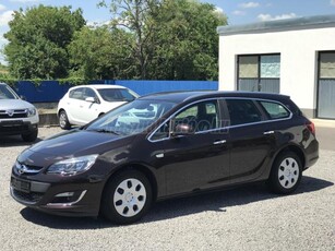 OPEL ASTRA J Sports Tourer 1.6 Sport +GyáriFestetlen+VezSzkönyv+2-ZonásKlíma+Tempomat+4xElablak