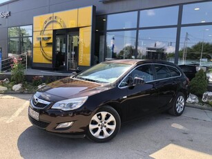 OPEL ASTRA J Sports Tourer 1.7 CDTI Cosmo Friss vezérlés csere! Szép állapot! 121.000 km!