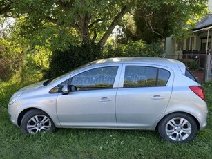 OPEL CORSA D 1.2 Cosmo