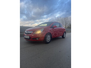 OPEL CORSA D 1.4 Cosmo