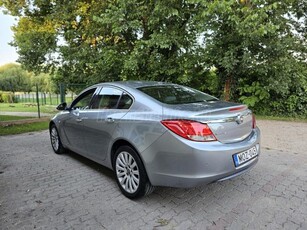 OPEL INSIGNIA 2.0 CDTI Cosmo Szép állapotban eladó!!!