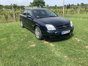 OPEL VECTRA C 2.2 GTS [Sport]