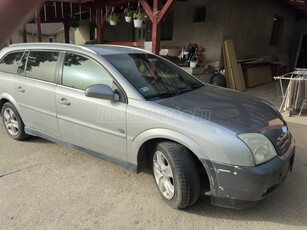 OPEL VECTRA C Caravan 1.9 CDTI Essentia