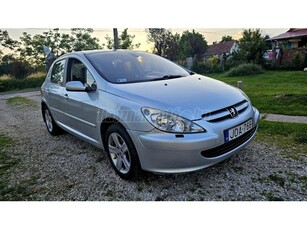 PEUGEOT 307 2.0 Premium Pack TÖKÉLETES MŰSZAKI ÁLLAPOT JÉGHIDEG KLÍMA!!!