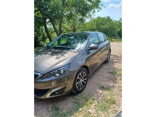 PEUGEOT 308 1.6 THP Allure