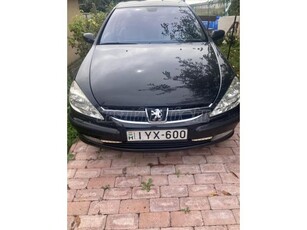 PEUGEOT 607 3.0 V6 Executive Tiptronic