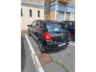 RENAULT CLIO 1.5 dCi Authentique Plus