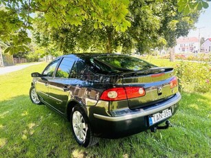 RENAULT LAGUNA 2.0 Dynamique 150000KM!!!TOLATÓKAMERA!!!