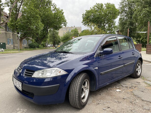 RENAULT MEGANE 1.4 Authentique