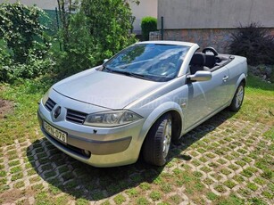 RENAULT MEGANE CC 1.9 dCi Dynamique