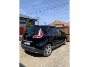 RENAULT SCENIC Scénic 1.5 dCi Expression EDC