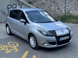 RENAULT SCENIC Scénic 1.5 dCi Expression TOMTOM