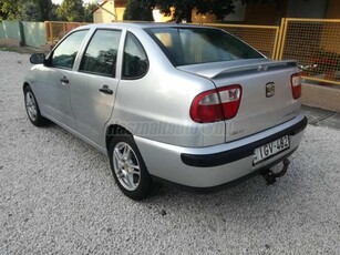 SEAT CORDOBA 1.4 16V Stella