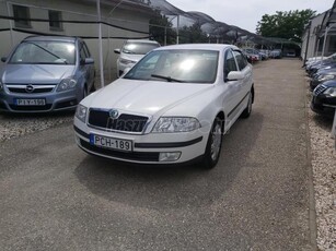 SKODA OCTAVIA 1.6 Ambiente 2008-as model