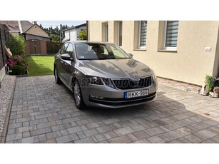 SKODA OCTAVIA 1.6 CR TDI Style DSG