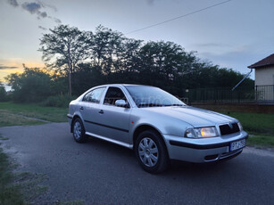 SKODA OCTAVIA 1.6 SLX