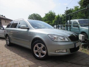 SKODA OCTAVIA Combi 1.6 CR TDI Elegance DSG DPF MEGKÍMÉLT/SZERVIZKÖNYV