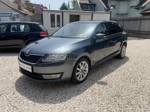 SKODA RAPID 1.4 CR TDI Style +++ ÜLÉSFŰTÉS +++ FULL ÜVEGTETŐ +++ GARANCIA +++