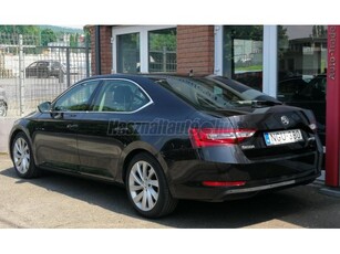 SKODA SUPERB 2.0 TDi Style DSG FOGLALÓZVA!1.Tulaj!/Mo-i!/Gazdag felszereltség/Végig vezetett szervizkönyv!