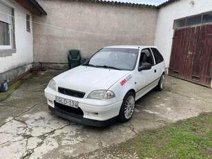 SUZUKI SWIFT 1.0 GLS